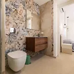 Guest house Nikelia 4*